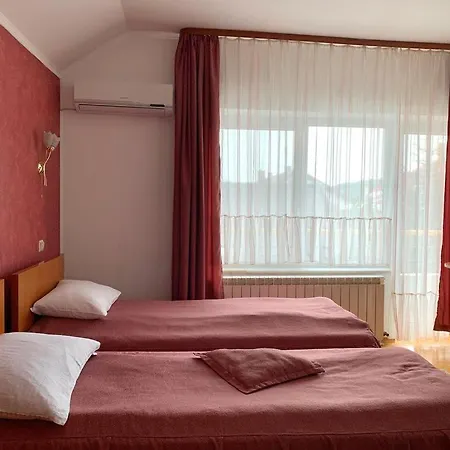 Guest house House Comfort *
